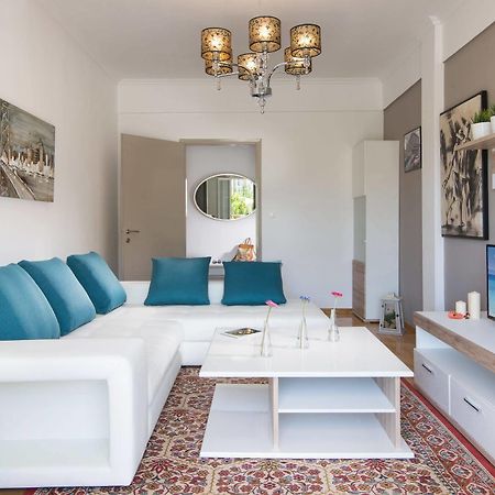 Michalis Apartments Polýgyros Eksteriør bilde