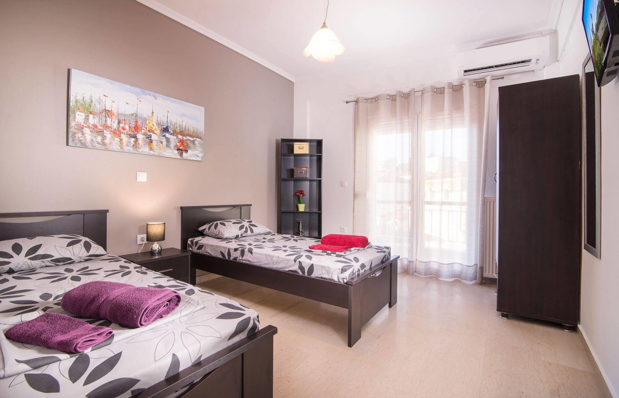 Michalis Apartments Polýgyros Eksteriør bilde
