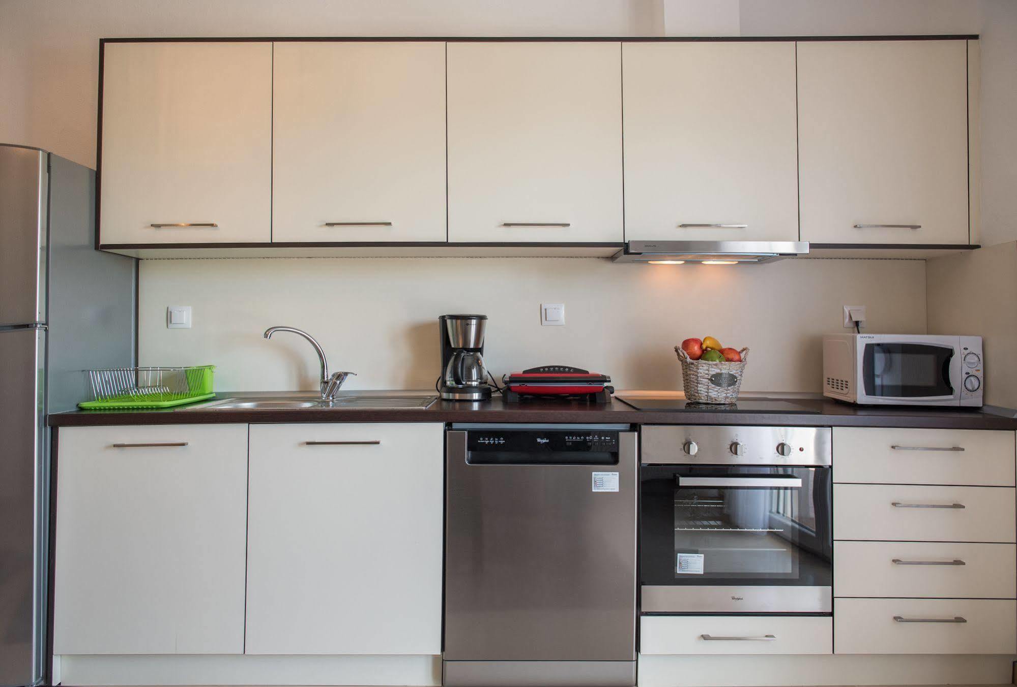 Michalis Apartments Polýgyros Eksteriør bilde